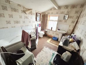 Photo 7- click for photo gallery